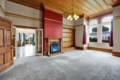 Photo of property in 58 Collins Street, Hawera, 4610