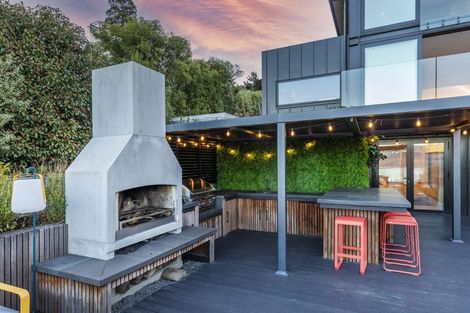 Photo of property in 109 Main Road, Governors Bay, Lyttelton, 8971