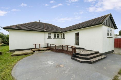 Photo of property in 12 Bristol Crescent, Roslyn, Palmerston North, 4414