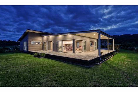 Photo of property in 2 Sanctuary Lane, Mangawhai, 0573