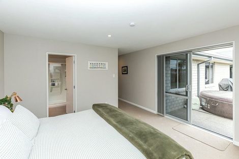 Photo of property in 71 Rannoch Drive, Broomfield, Christchurch, 8042