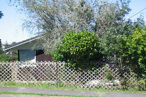 Photo of property in 70 Arran Road, Browns Bay, Auckland, 0630