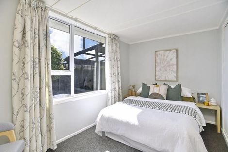 Photo of property in 5 Hannah Place, Redwood, Christchurch, 8051