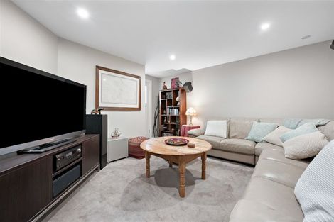 Photo of property in 152 Grafton Road, Roseneath, Wellington, 6011