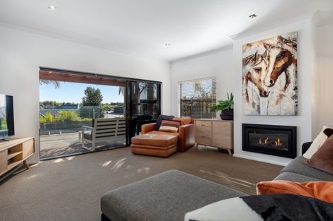 Photo of property in 11 Glenpark Crescent, Bethlehem, Tauranga, 3110