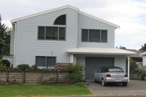 Photo of property in 6a Campbell Court, Pauanui, Hikuai, 3579