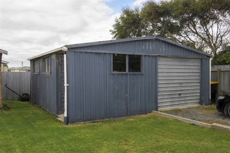 Photo of property in 12 Burns Street, Kew, Invercargill, 9812