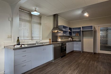 Photo of property in 39 Blair Avenue, Papanui, Christchurch, 8053