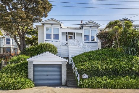 Photo of property in 27 Upper Bourke Street, Kilbirnie, Wellington, 6022