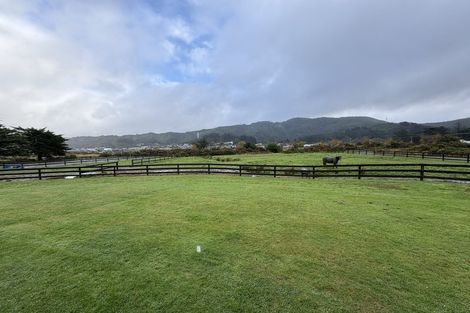 Photo of property in 112 Upper Fitzherbert Road, Wainuiomata, 5373