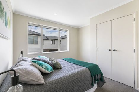 Photo of property in 17 Akeake Lane, Manurewa, Auckland, 2102