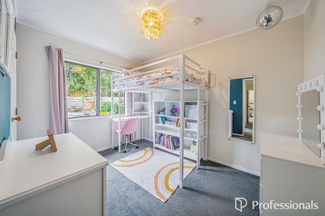 Photo of property in 13 Otamarau Grove, Maungaraki, Lower Hutt, 5010