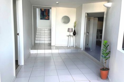 Photo of property in 72 Glenstrae Road, Redcliffs, Christchurch, 8081