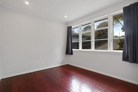 Photo of property in 28 Northfield Road, Waitakere, Auckland, 0816