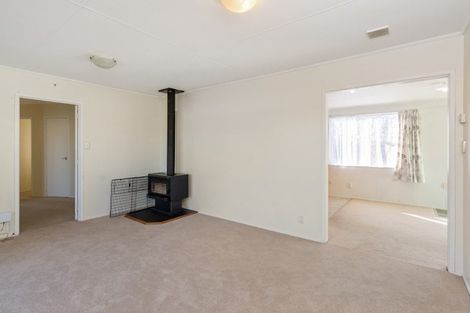 Photo of property in 72 Strathmore Avenue, Levin, 5510