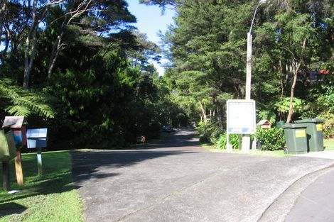 Photo of property in 18 Kaurimu Rise, Titirangi, Auckland, 0604