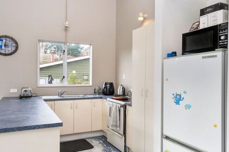 Photo of property in 12b Rinaldi Avenue, The Pines Beach, 7630