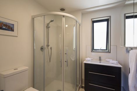 Photo of property in La Residence Du Lac, 39/527 Frankton Road, Queenstown, 9300