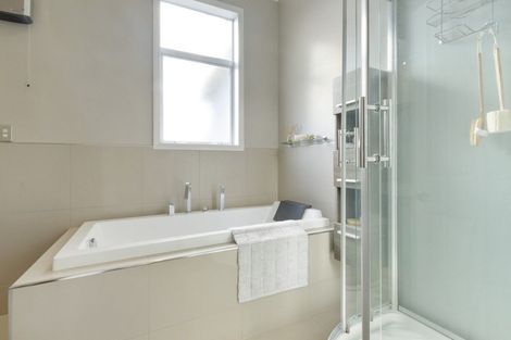 Photo of property in 130 Victoria Road, Saint Kilda, Dunedin, 9012