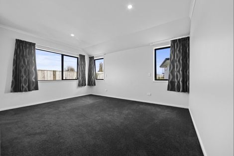 Photo of property in 9 Kereru Street, Marton, 4710