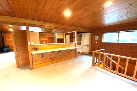 Photo of property in 43 Cheriton Road, Mellons Bay, Auckland, 2014