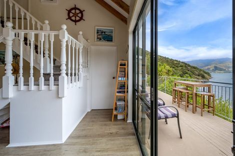 Photo of property in 79 Tikao Bay Road, Wainui, French Farm, 7582