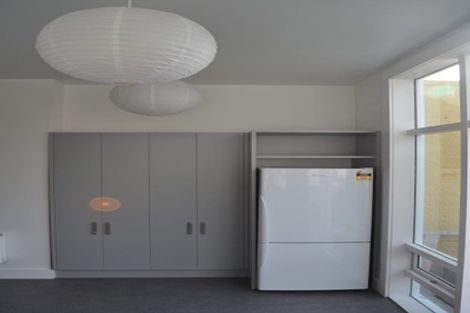 Photo of property in 29 Queen Street, Mount Victoria, Wellington, 6011