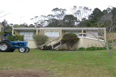 Photo of property in 11 Grierson Close, Hahei, Whitianga, 3591