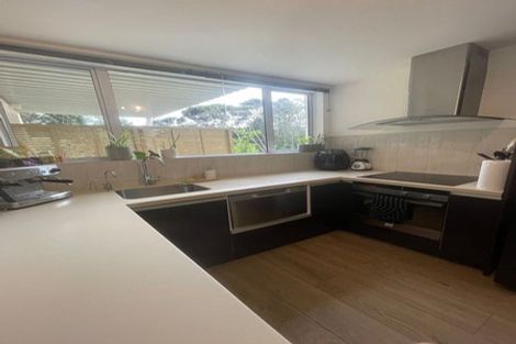 Photo of property in 12 Viridian Lane, Greenhithe, Auckland, 0632