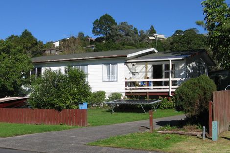 Photo of property in 3 William Hadlow Place, Hatfields Beach, Orewa, 0931