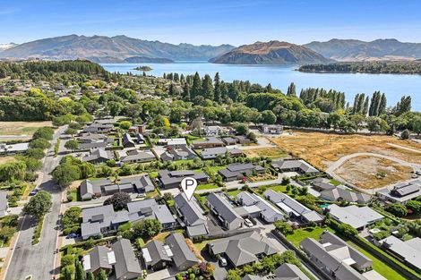 Photo of property in 14b Parkhill Avenue, Wanaka, 9305