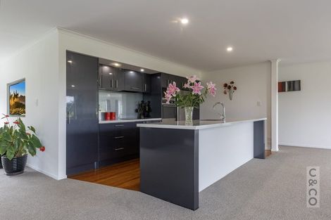 Photo of property in 371 Old North Road, Kumeu, 0892
