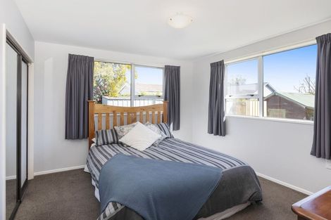 Photo of property in 43 Dunbarton Street, Redwood, Christchurch, 8051