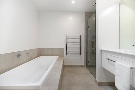 Photo of property in 9 Collie Road, Jacks Point, 9371