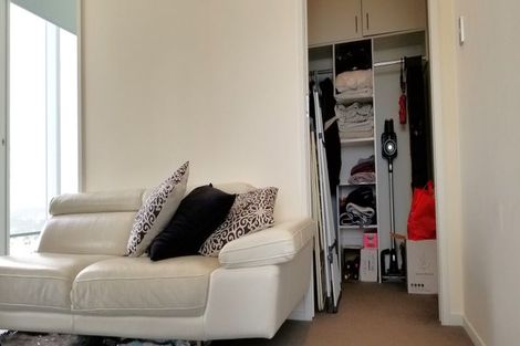 Photo of property in Sentinel Apartments, 1102/3 Northcroft Street, Takapuna, Auckland, 0622