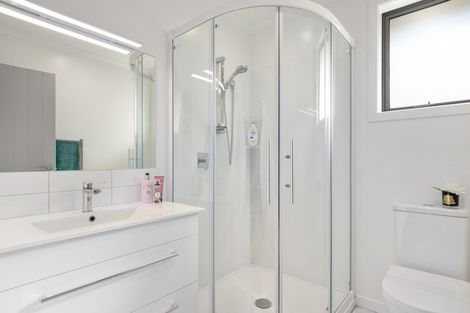 Photo of property in Waterview Estate, 32/4 Greystone Place, Omokoroa, 3114