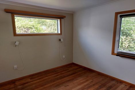 Photo of property in 26 Porterfield Street, Macandrew Bay, Dunedin, 9014