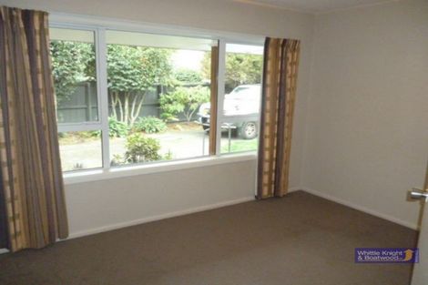 Photo of property in 17 Brookby Crescent, Avonhead, Christchurch, 8042