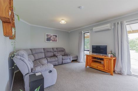 Photo of property in 73a Kyle Road, Waipukurau, 4281