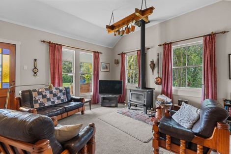 Photo of property in 12 Church Street, Greytown, 5712