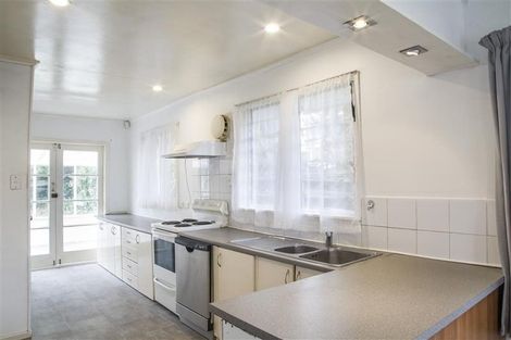 Photo of property in 3 Longburn Road, Henderson, Auckland, 0610