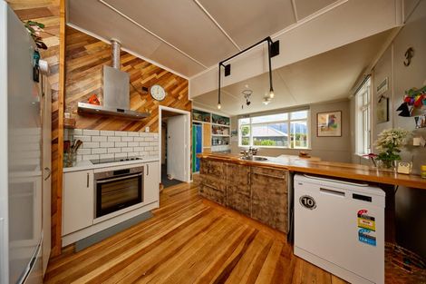 Photo of property in 219 Beach Road, Kaikoura, 7300