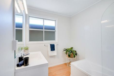 Photo of property in 30 Kowhai Street, Hamilton Lake, Hamilton, 3204