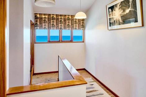 Photo of property in 13 The Parade, Paekakariki, 5034