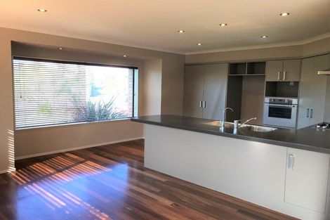 Photo of property in 6 Daniel Crescent, Cambridge, 3434