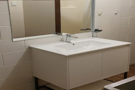 Photo of property in 54 Lewis Street, Blockhouse Bay, Auckland, 0600