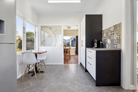 Photo of property in 10a Bilkey Avenue, Pukekohe, 2120