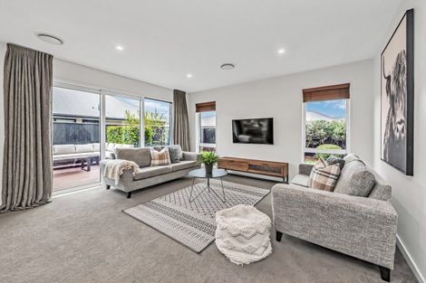 Photo of property in 9 Falcon Road, Rolleston, 7615