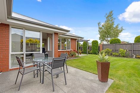 Photo of property in 1 Ross Place, Northwood, Christchurch, 8051