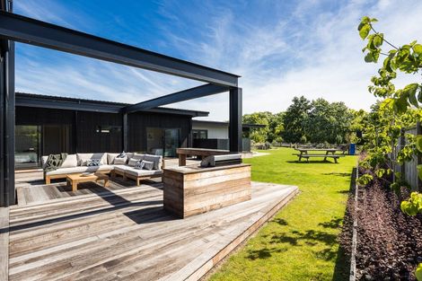 Photo of property in 10 Rodeo Place, Outram, 9019